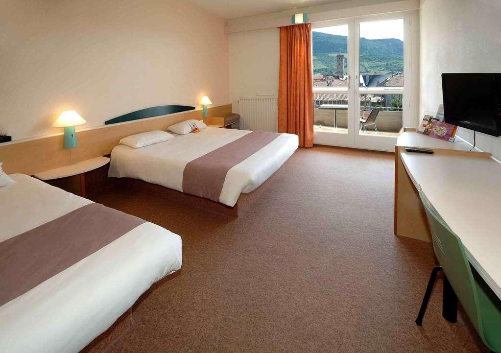 Hotel Ibis Centre Millau Zimmer foto